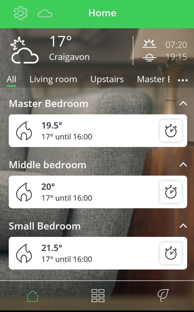 Middle bedroom for rent