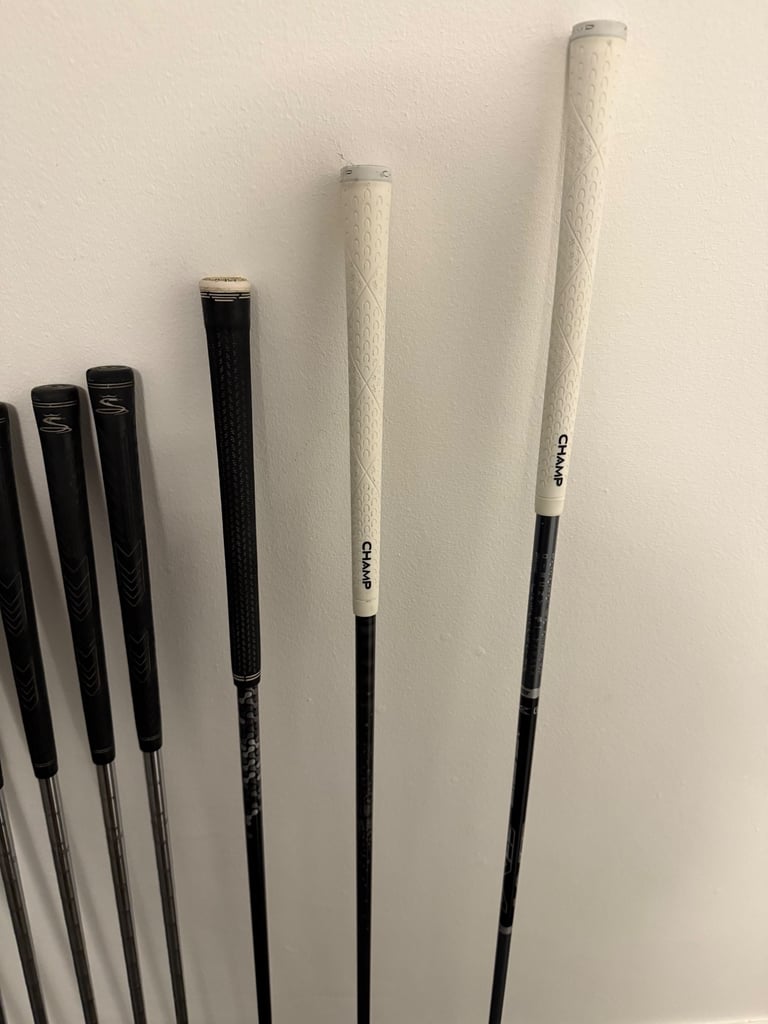 Full set of cobra clubs + cobra cart bag 