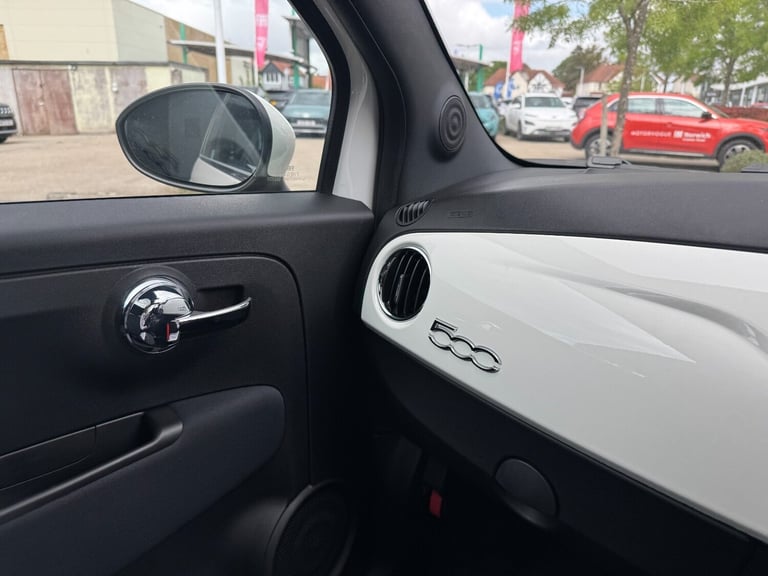 2025 Fiat 500 1.0 Mild Hybrid Top 3dr Hatchback Petrol Manual