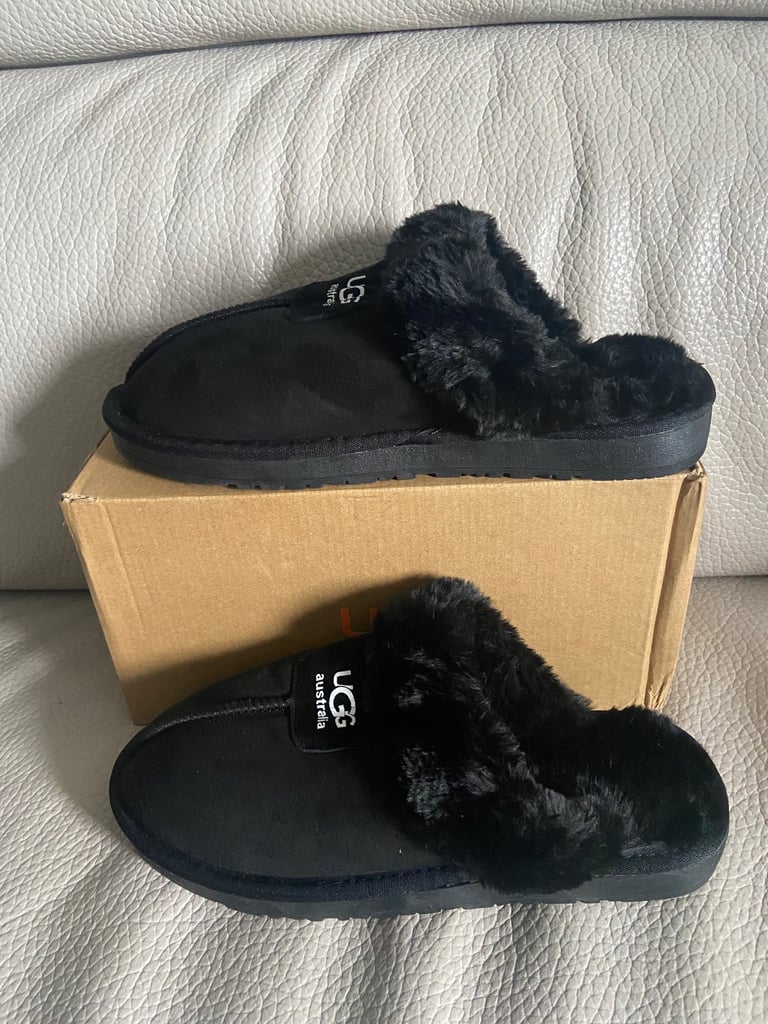Ugg slippers black and white uk 8