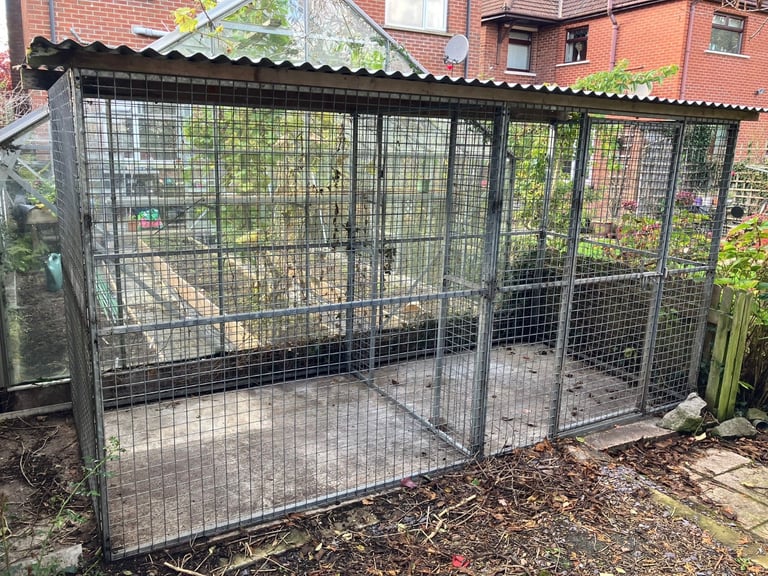 Galvanised Dog Kennel