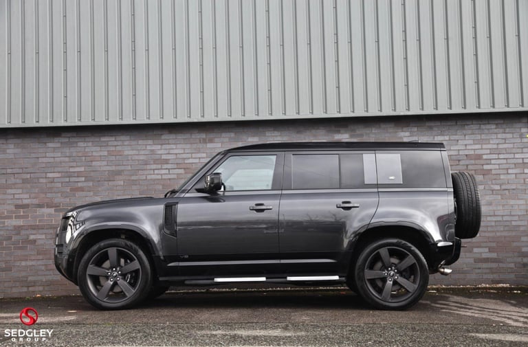 2022 Land Rover Defender 110 5.0 P525 V8 Auto 4WD Euro 6 (s/s) 5dr ESTATE Petrol Automatic