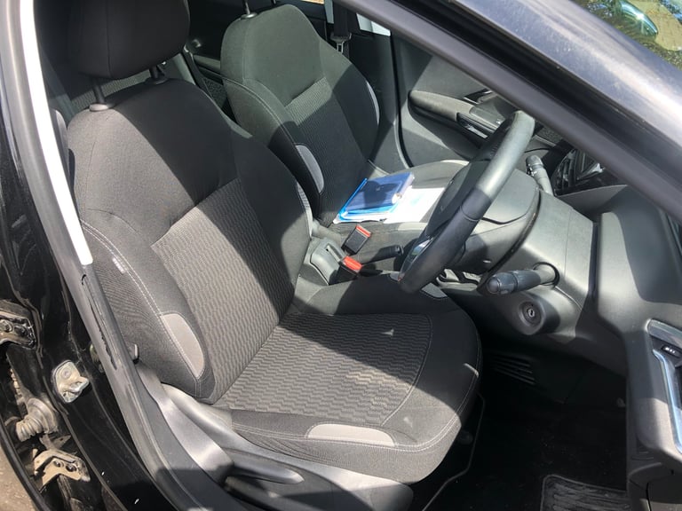 PEUGEOT 208 1.4 HDI STYLE(2 OWNERS,82K,FSH,GOOD MOT,£20 TAX,HIGH SPEC,MINT)