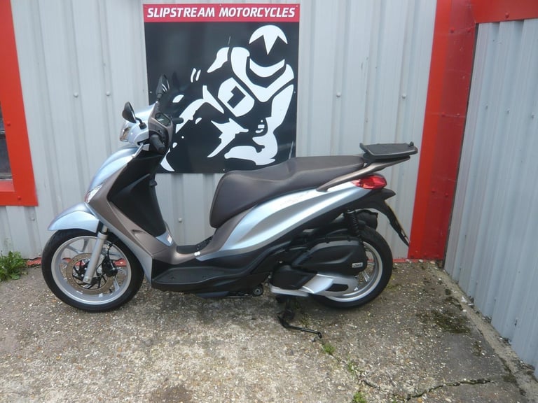 Piaggio Medley 125 2024 SCOOTER LEARNER LEGAL MOPED 50 VISION R RR CB MT YS YBR