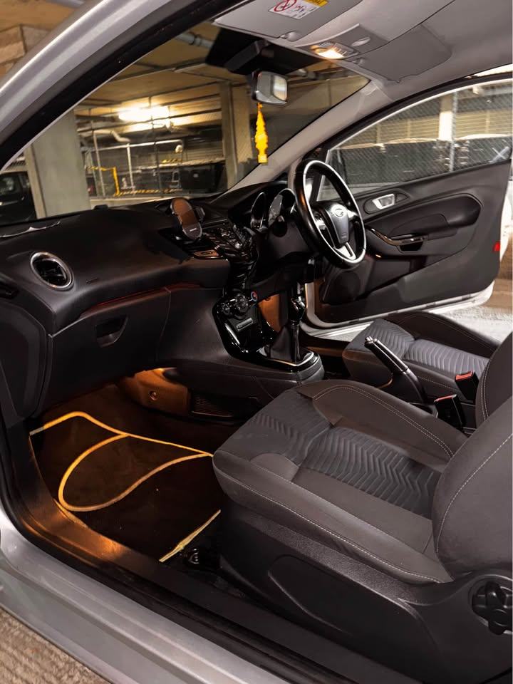 Ford, FIESTA, Hatchback, 2015, Manual, 998 (cc), 3 doors