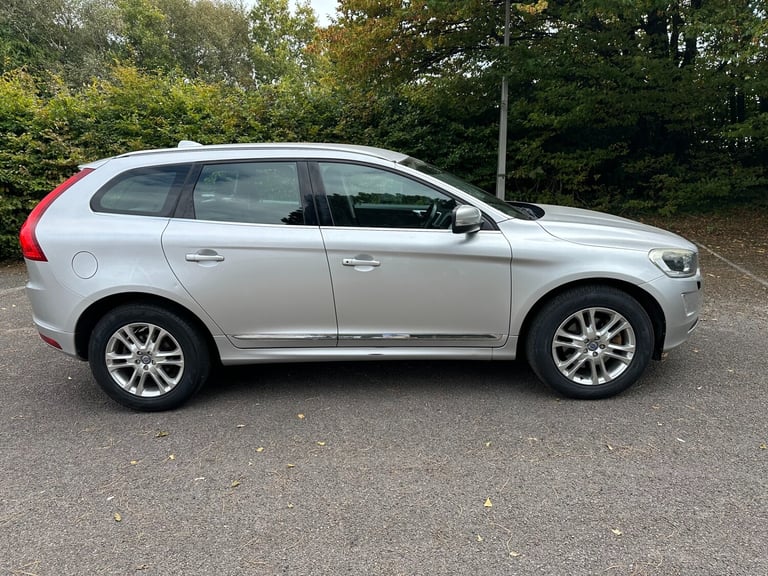 2014 Volvo XC60 D4 [181] SE Lux Nav 5dr Geartronic ESTATE Diesel Automatic