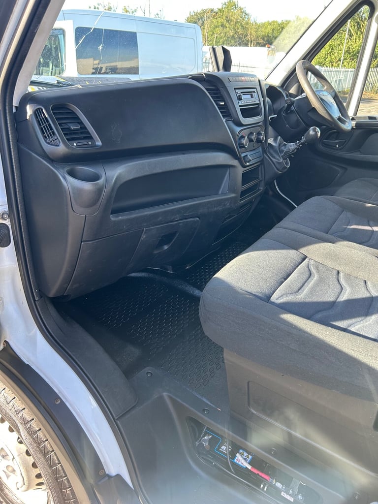 2018 Iveco Daily 2.3 Chassis Cab 3450 WB Hi-Matic CHASSIS CAB Diesel Manual