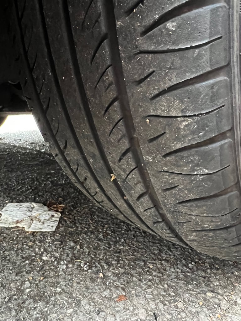 Ford focus ghia alloy wheels 16”