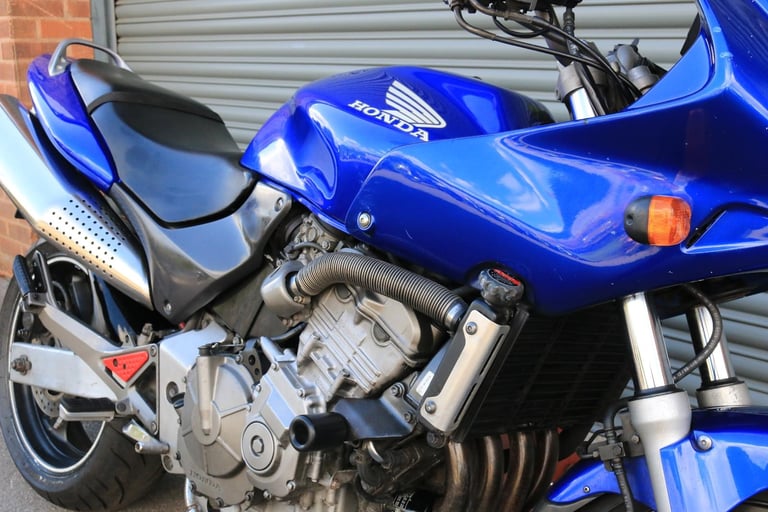 Honda HORNET CB600F 2001