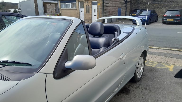 2002 Renault Megane 1.6 16V Dynamique + 2dr COUPE Petrol Manual