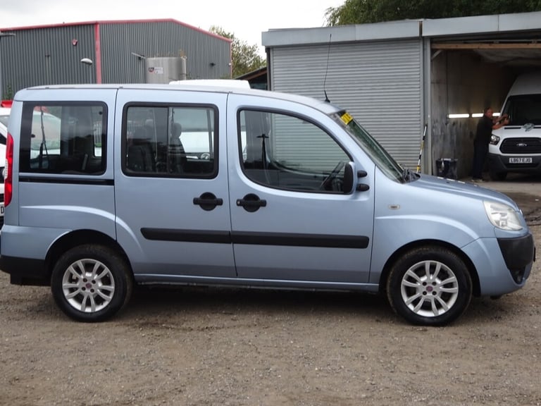 2010 (10) FIAT DOBLO DYNAMIC 1.4 8V PETROL *ONLY 24,000 MILES* (4 SEATS + W/CH)