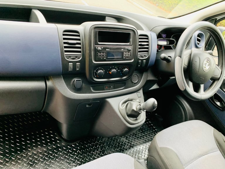 2014 1.6 CDTI EX BT VAUXHALL VIVARO VAN LOW 113000 MILES MOT till 8/2026 TRAFIC NV300 NO VAT