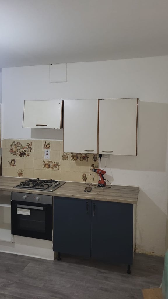 image for Double rooms available in modern clean flat. 10mins walk to Brixton Tube 
