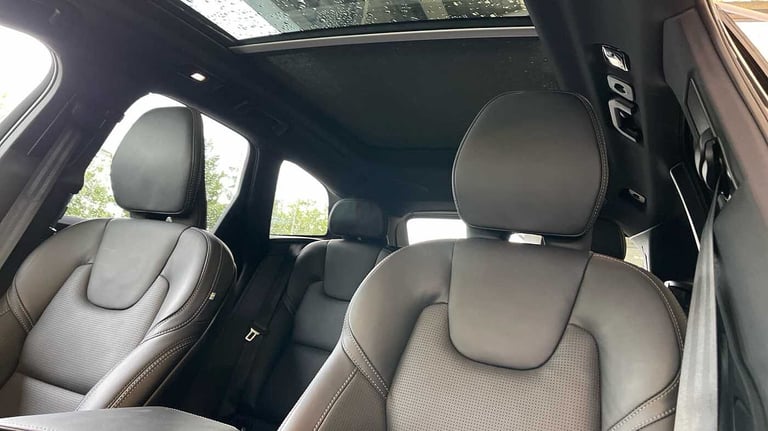 2024 Volvo XC60 2.0 B5P Ultra Black Edition 5dr AWD Geartronic SUV Petrol Automatic