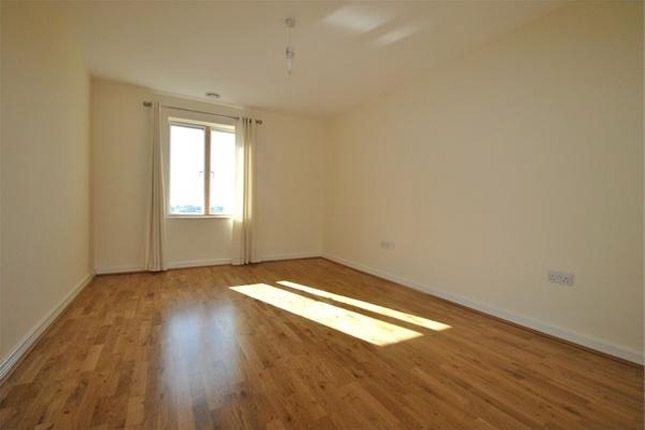 Spacious One-Bedroom Apartment in Modern Development – Water Bills Included!