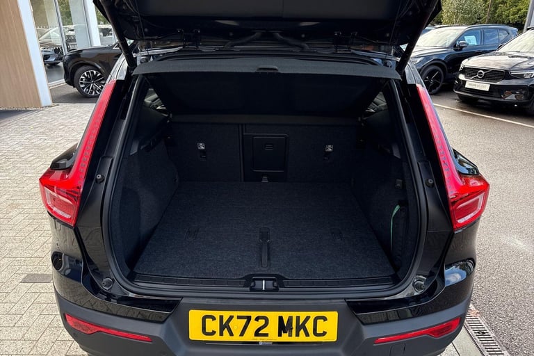 2022 Volvo XC40 2.0 B4 MHEV Ultimate SUV 5dr Petrol Hybrid DCT Auto Euro 6 (s/s) (197 ps) ESTATE ...