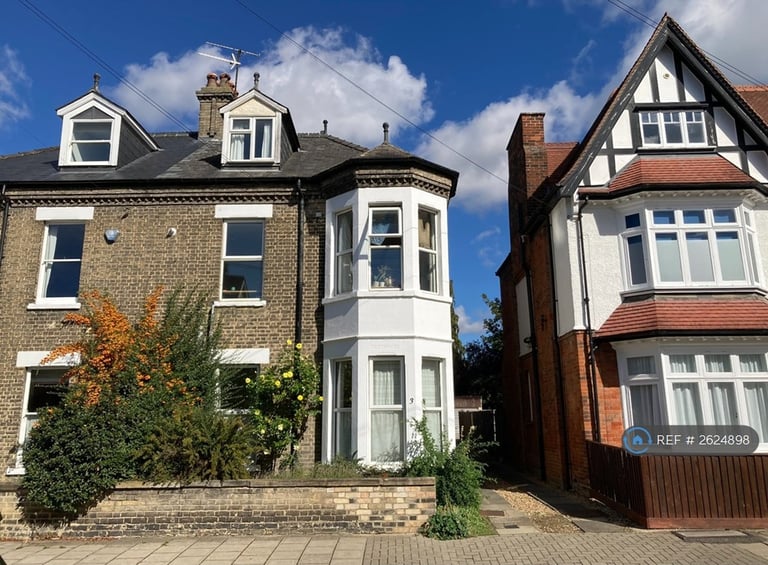 1 bedroom flat in St Barnabas Road, Cambridge, CB1 (1 bed) (#2624898)