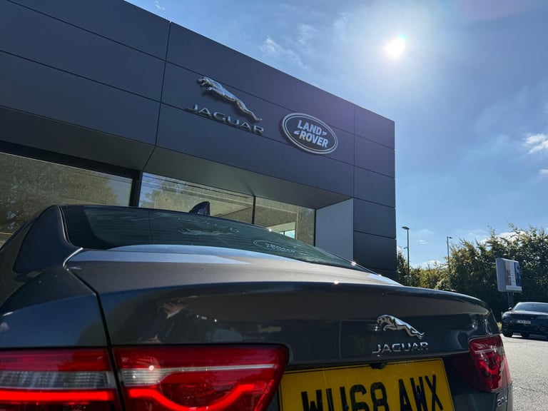 2018 Jaguar XE 2.0i GPF Portfolio Saloon 4dr Petrol Auto Euro 6 (s/s) (200 ps) SALOON Petrol Auto...