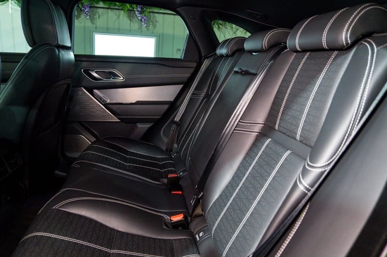 2019 Land Rover Range Rover Velar 3.0 D300 R-Dynamic HSE SUV 5dr Diesel Auto 4WD Euro 6 (s/s) (30...