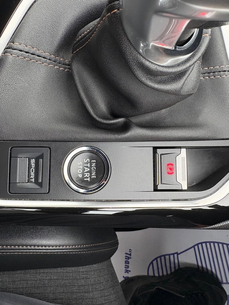 2019 Peugeot 3008 1.5 BlueHDi GT Line Premium Euro 6 (s/s) 5dr HATCHBACK Diesel Manual