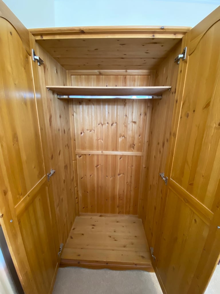 Pine Style Wardrobe 
