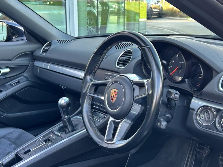 2017 Porsche Boxster 2.0 2dr CONVERTIBLE PETROL Manual
