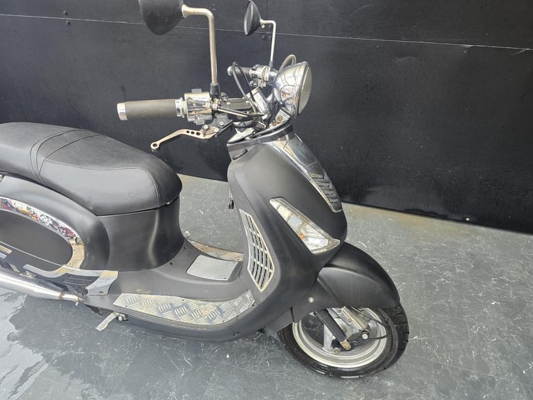 YIYING 125cc MOT'd PROJECT SCOOTER HPI CLEAR