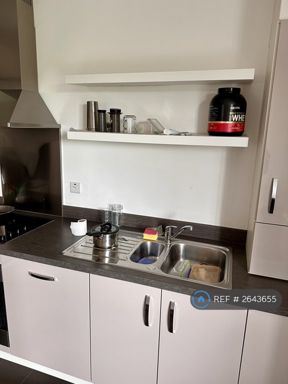 2 bedroom flat in Scampston Drive, East Ardsley, Wakefield, WF3 (2 bed) (#2643655)