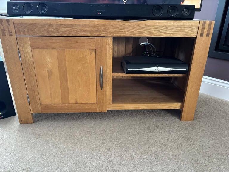 image for Solid Oak TV Unit