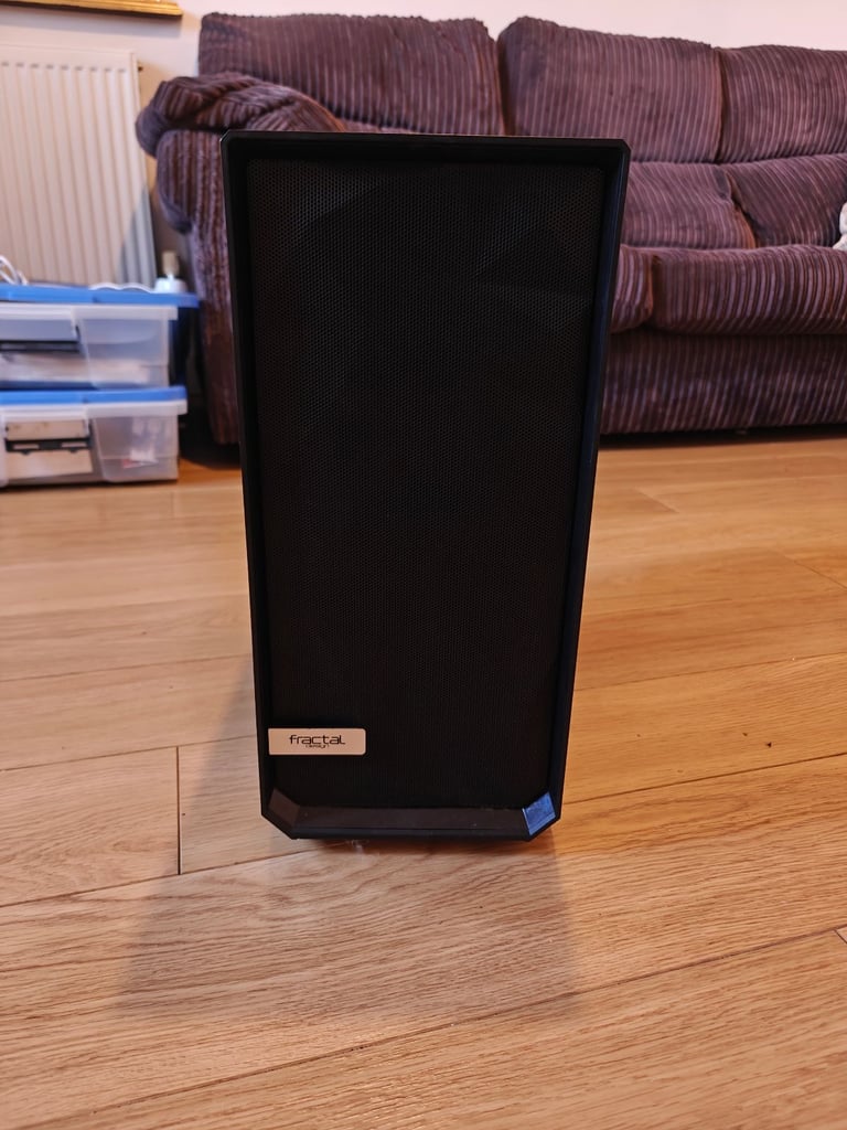 Elegant Gaming PC Desktop - 3070 & 5600x
