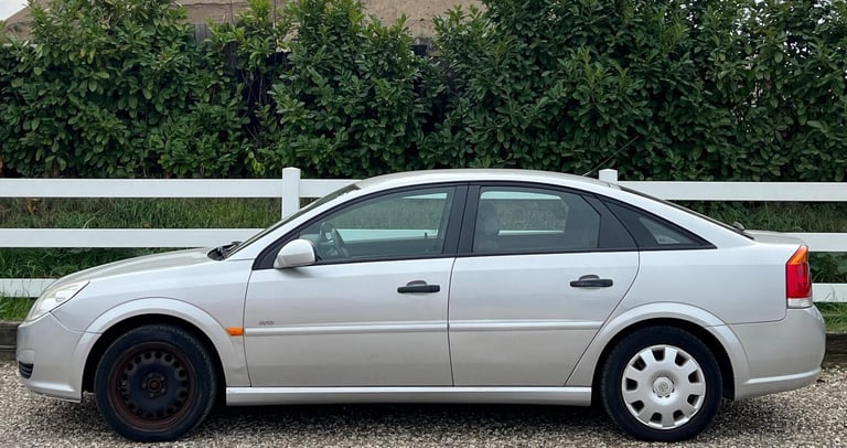 2008 Vauxhall Vectra 1.8 VVT Life 5dr HATCHBACK Petrol Manual