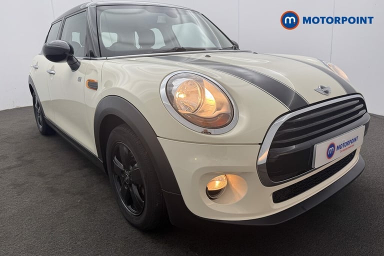 2016 MINI Hatch 1.5 Cooper 5dr Hatchback Petrol Manual