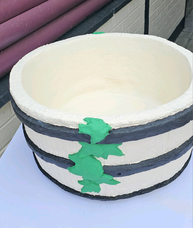 Large Plant Pot Heavy Duty Circular shape.