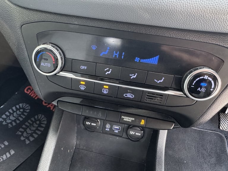 2016 Hyundai i20 1.2 GDI PREMIUM 5DR Manual Hatchback Petrol Manual