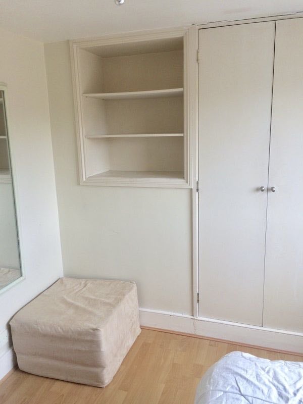 Room with single bed in Fulham