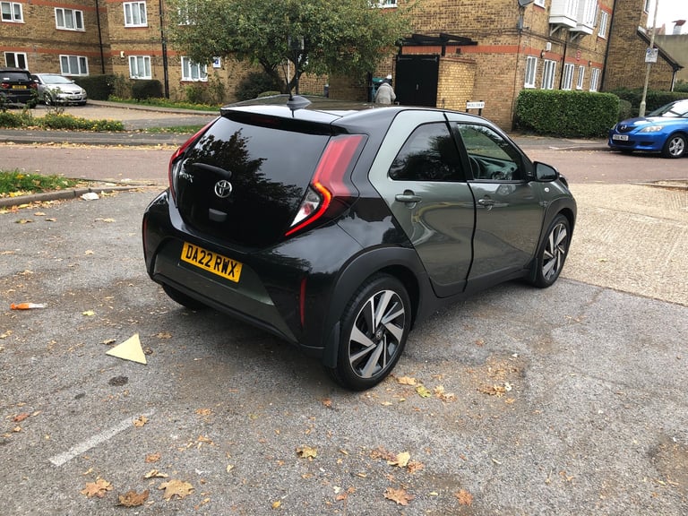 Toyota, AYGO X, EDGE, VVT-I, 2022, Manual, 998 (cc), 5 doors