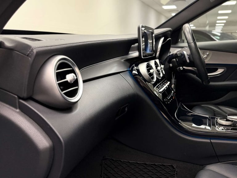 2014 Mercedes-Benz C Class C220 BlueTEC AMG Line Premium 4dr Auto SALOON DIESEL Automatic