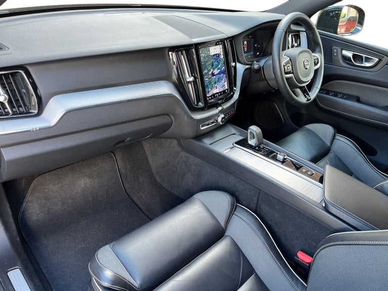 2022 Volvo XC60 2.0 B4 MHEV Plus Auto AWD Euro 6 (s/s) 5dr ESTATE Diesel/Electric Hybrid Automatic