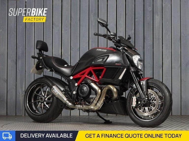 2015 15 DUCATI DIAVEL CARBON