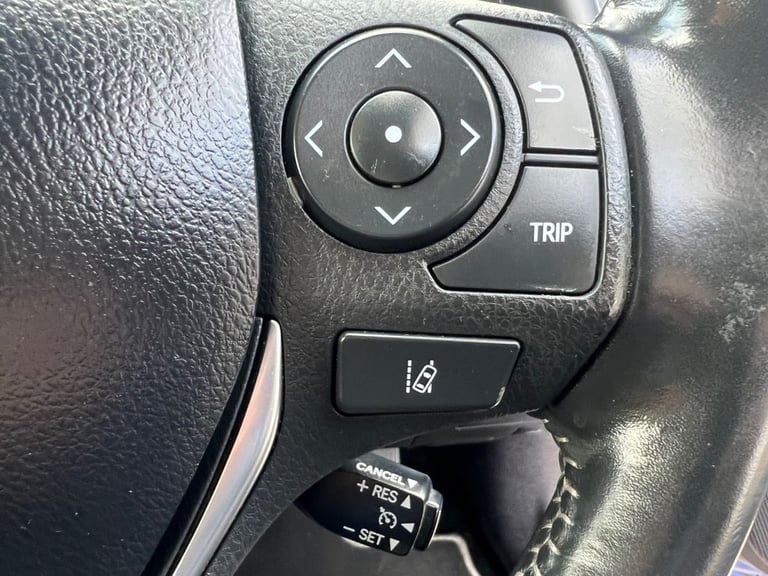 2018 Toyota Auris 1.8 Hybrid Design TSS 5dr CVT [Nav] HATCHBACK PETROL/ELECTRIC Automatic