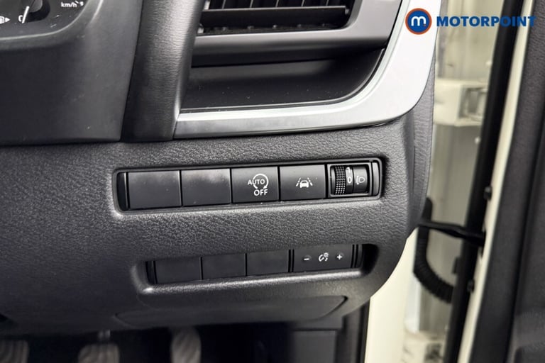 2021 Nissan Qashqai 1.3 DiG-T MH Acenta Premium 5dr SUV Petrol Manual