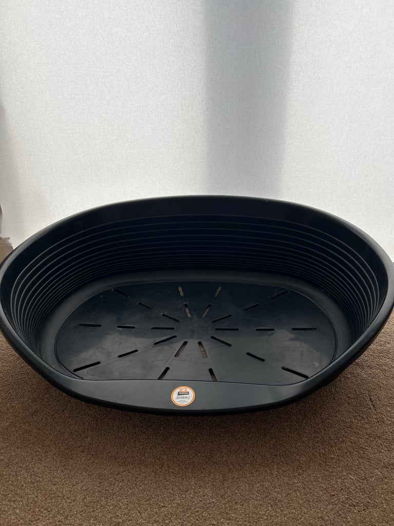 XL plastic dog bed 