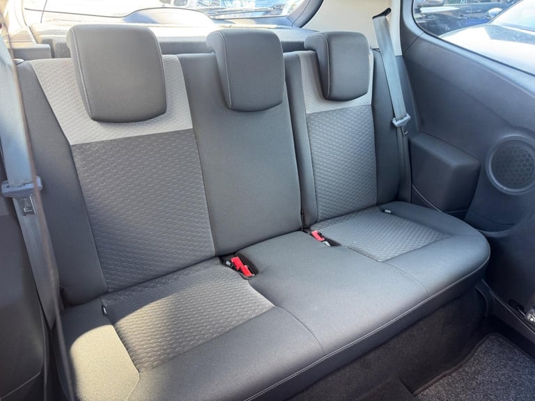 RENAULT CLIO 1.2 I-Music 2010