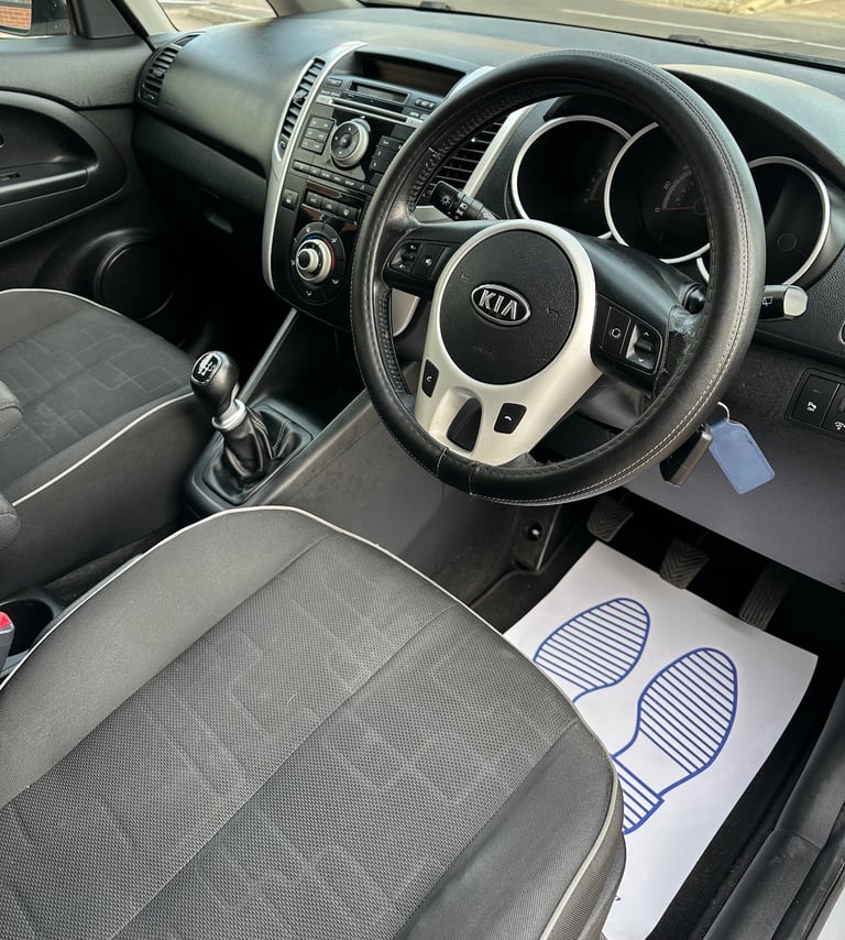2012 KIA Venga 2 1.4 EcoDynamics MPV 1 Owner From New 12 MONTHS MOT