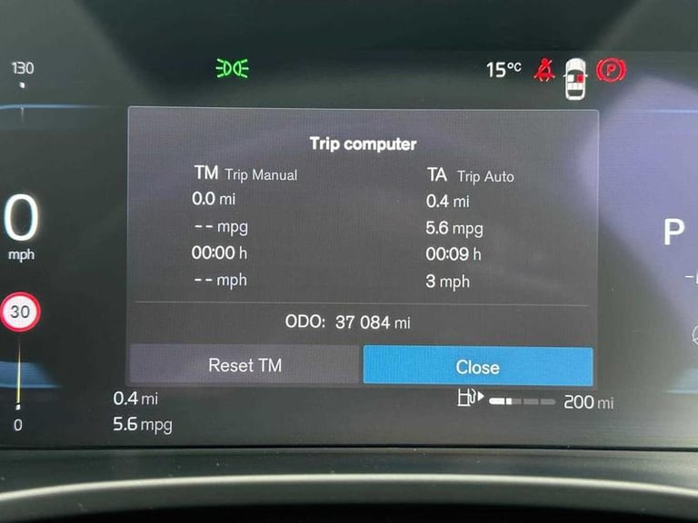 2023 Volvo XC40 2.0 B3P Plus Dark 5dr Auto Automatic SUV Hybrid Automatic