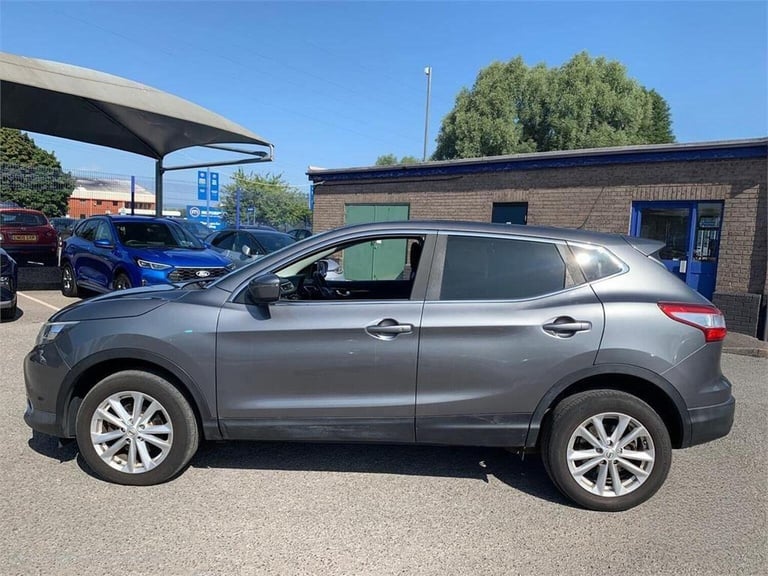NISSAN QASHQAI 1.5 dCi Acenta+ 2WD Euro 5 (s/s) 5dr 2015
