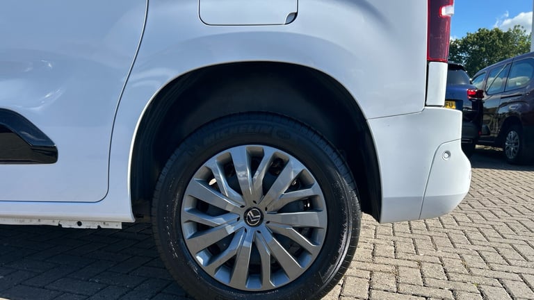 2024 Citroen Berlingo 1.5 BlueHDi 100ps Van Driver PANEL VAN DIESEL Manual