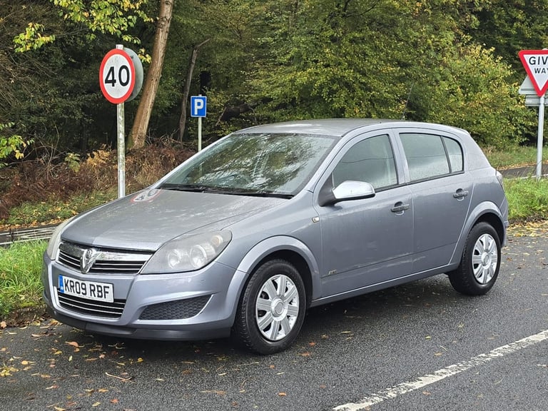 09 Reg Vauxhall Astra 1.8 Automatic Ulez Free - cheap corsa polo 
