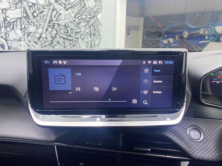 2023 Peugeot 2008 1.2 PureTech Allure SUV 5dr Petrol EAT Euro 6 (s/s) (130 ps) HATCHBACK Petrol A...