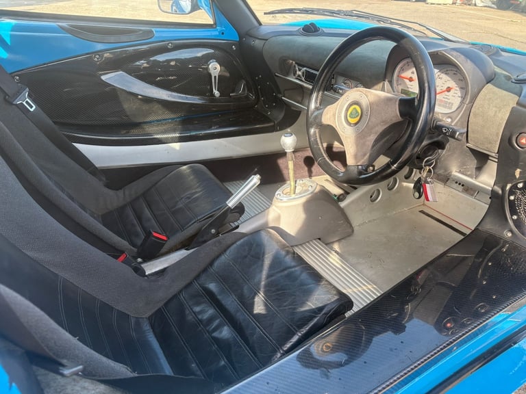 2002 Lotus Elise Elise 2dr CONVERTIBLE Petrol Manual